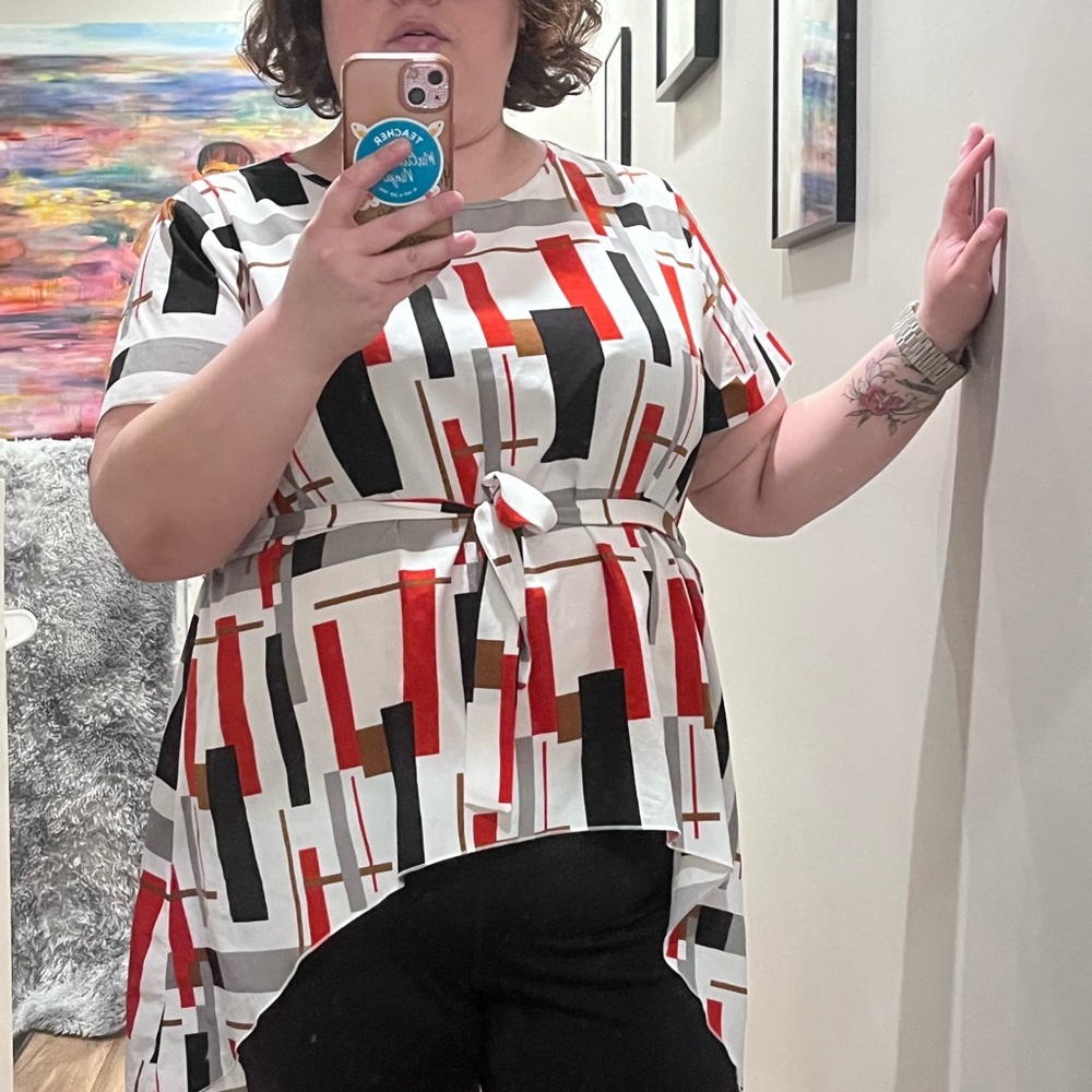 SHEIN Red and Black Geometric Tunic Top